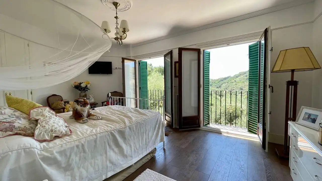Dormitori de Casa o xalet en venda en Atajate amb Aire condicionat, Calefacció i Jardí privat