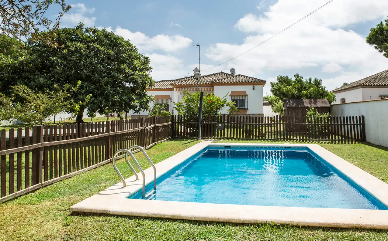 Piscina de Casa o chalet de alquiler en Chiclana de la Frontera con Piscina y Amueblado