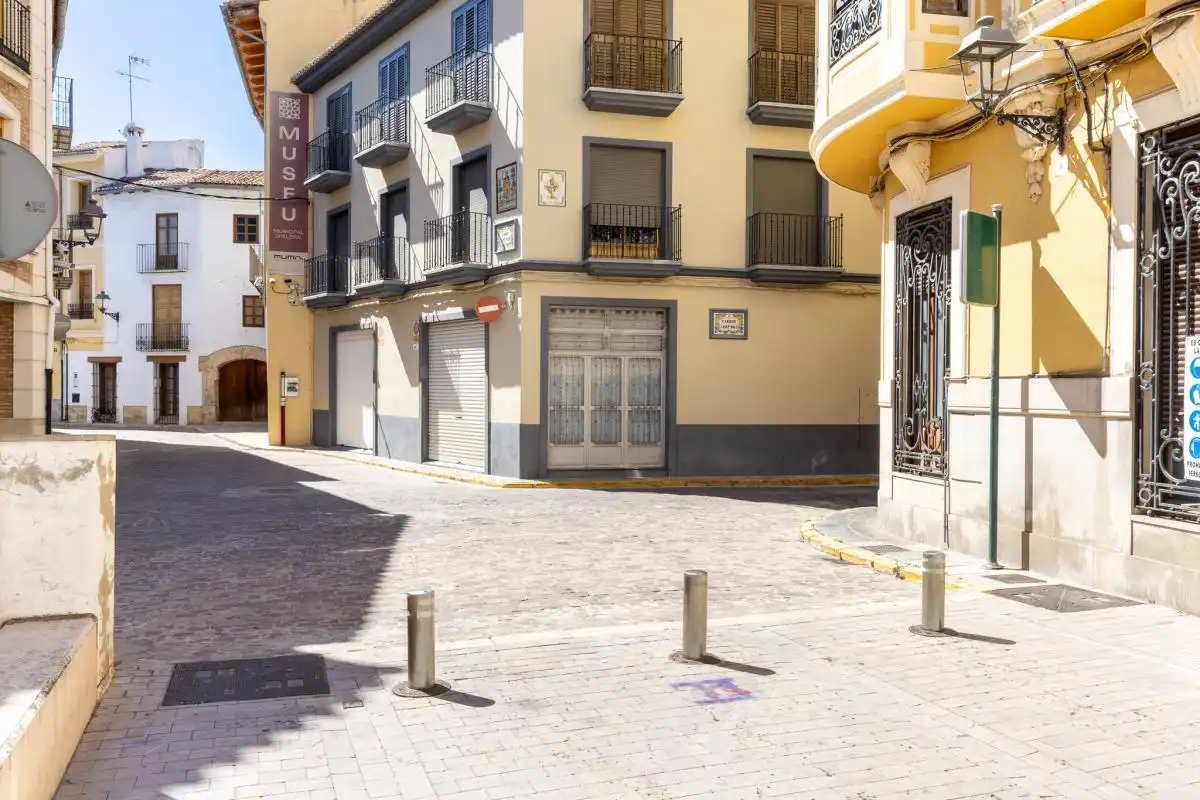 Exterior view of Houses for sale in Alzira  with Heating, Terrace and Storage room