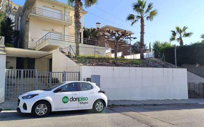 Aparcament de Casa o xalet en venda en Sitges amb Aire condicionat, Calefacció i Jardí privat