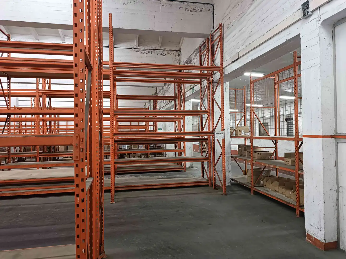 Nave industrial en venta en Derio