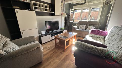 Foto 2 de Pis en venda a Mieres - Cl Clara Campoamor, 4, La Villa - Bazuelo, Asturias