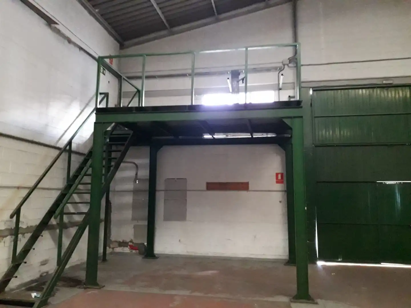 Nau industrial de lloguer en Puerto Real