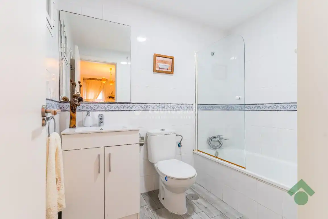 Piso en venta en Puertas del sur - Guadabajaque