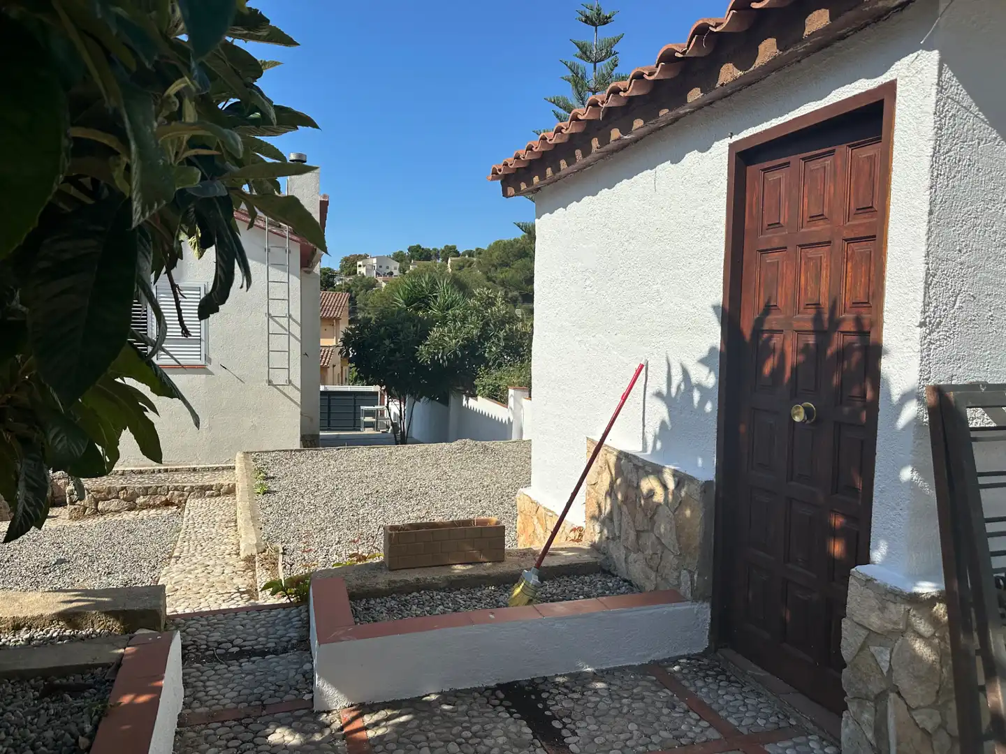 Vista exterior de Casa o chalet en venta en La Pobla de Montornès   con Aire acondicionado, Calefacción y Jardín privado