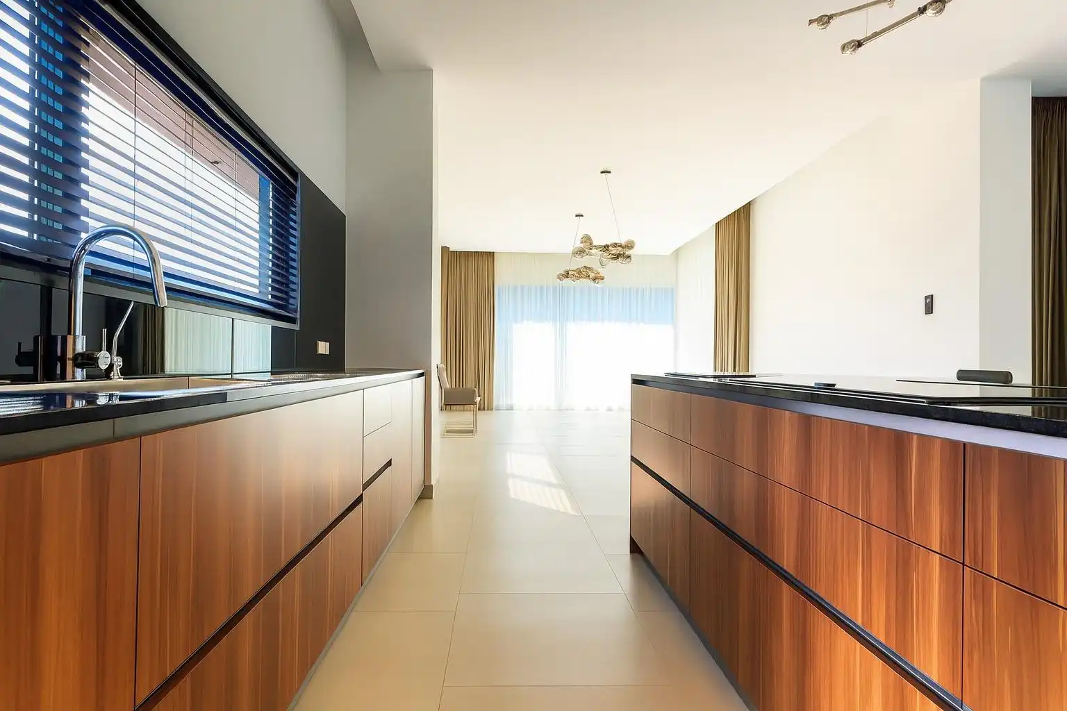 Villa avec piscine à vendre à Golf Bahía, imagen 3