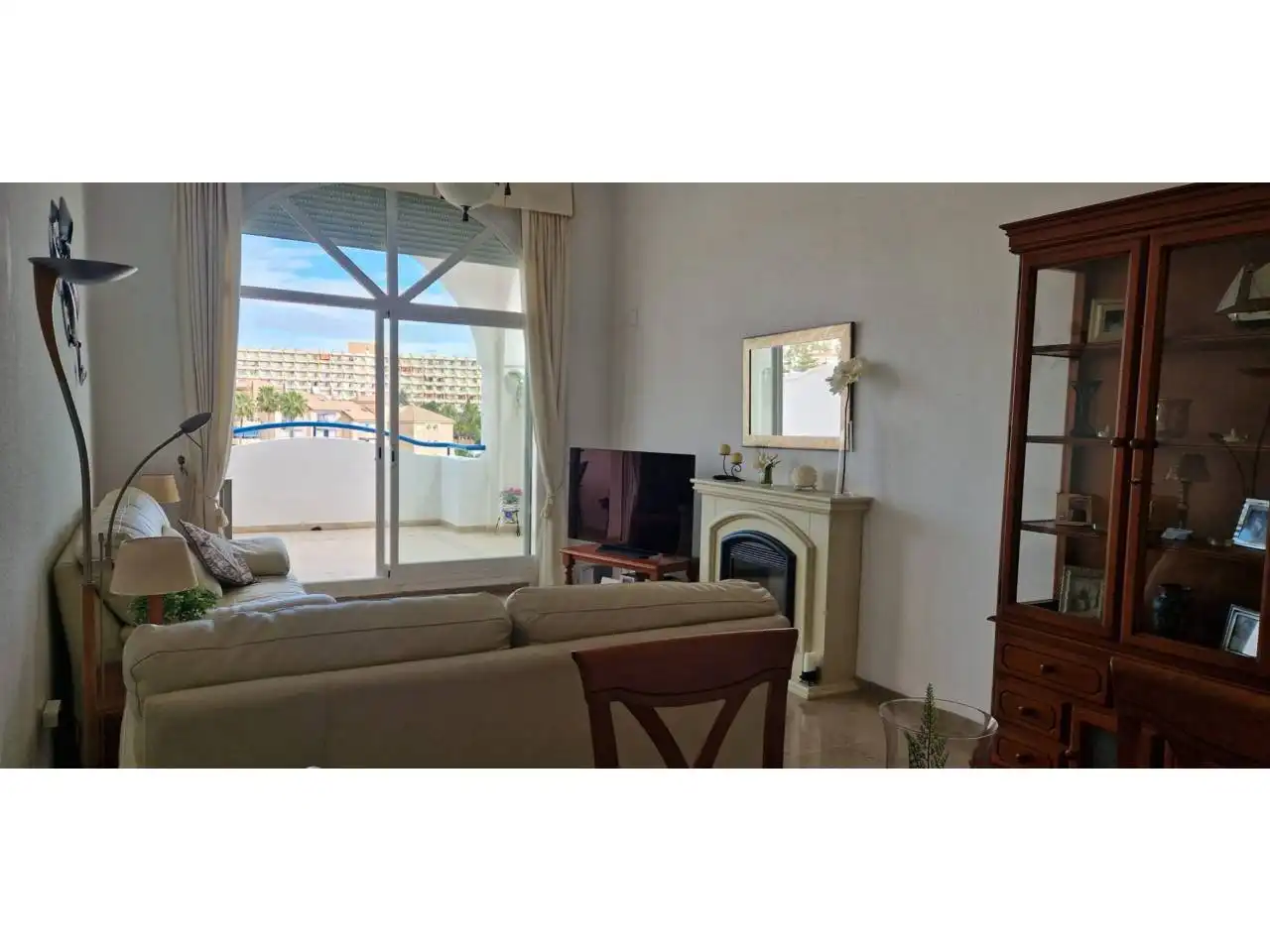 Vista exterior de Ático en venta en Benalmádena con Aire acondicionado, Calefacción y Terraza
