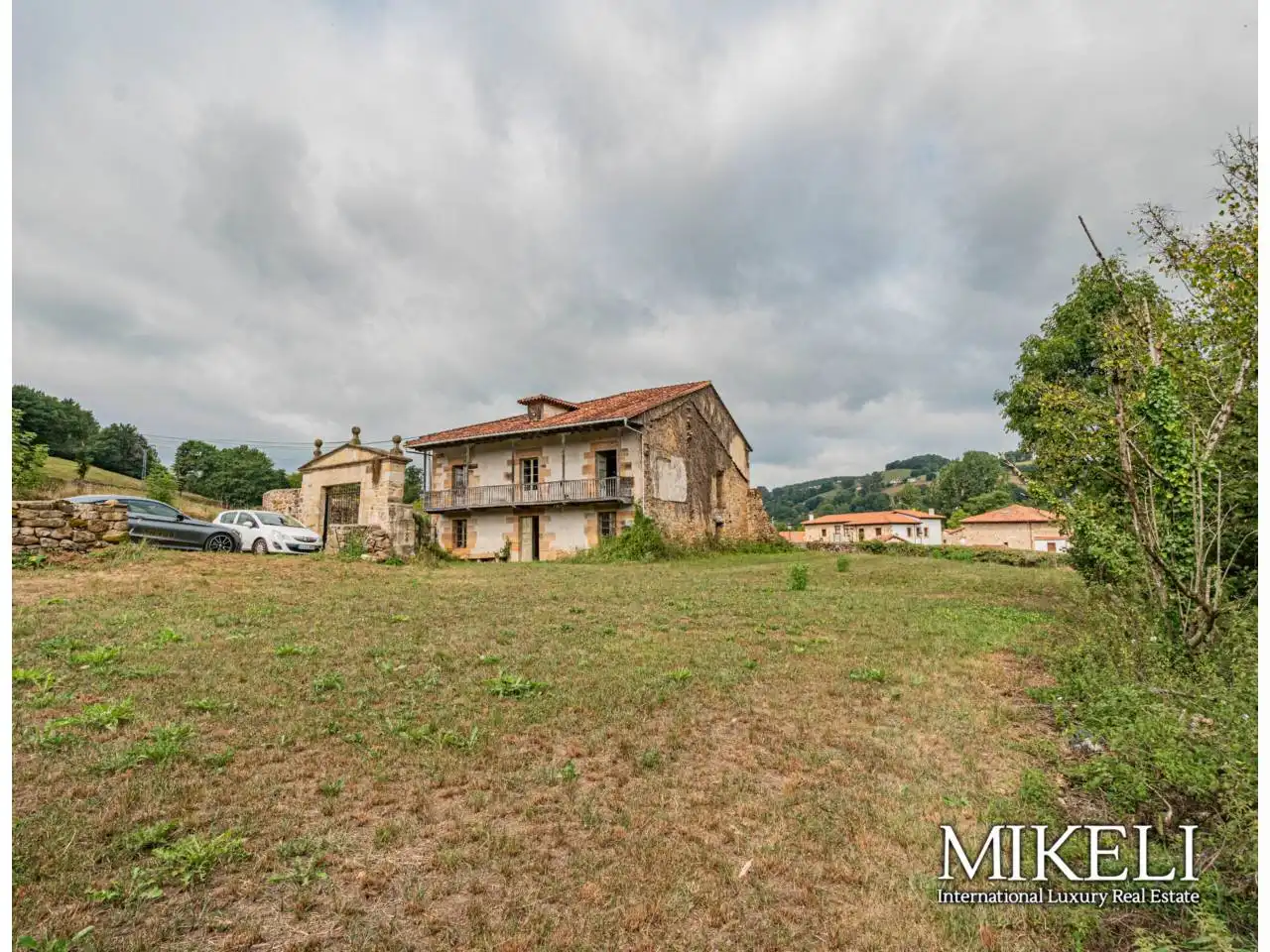 Finca rústica en venta en Saro con Jardín privado y Parquet
