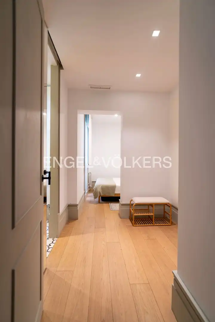 Schlafzimmer von Wohnung zur Miete in Madrid mit Klimaanlage, Heizung und Möbliert