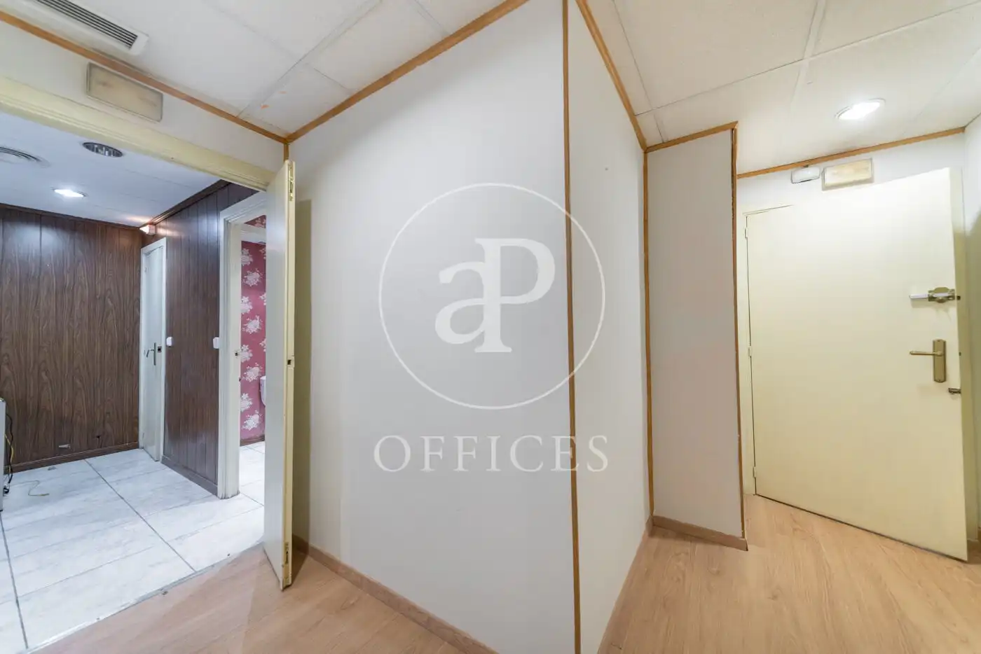 Büro zum Verkauf in Madrid mit Klimaanlage und Heizung