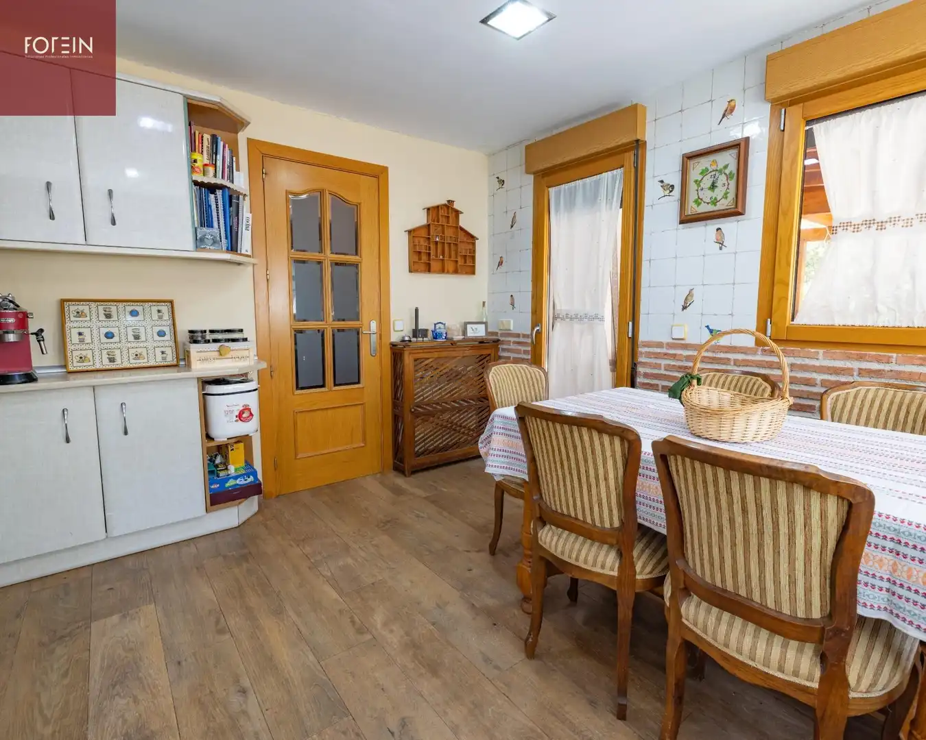 Cocina de Casa o chalet en venta en El Casar con Aire acondicionado, Calefacción y Jardín privado