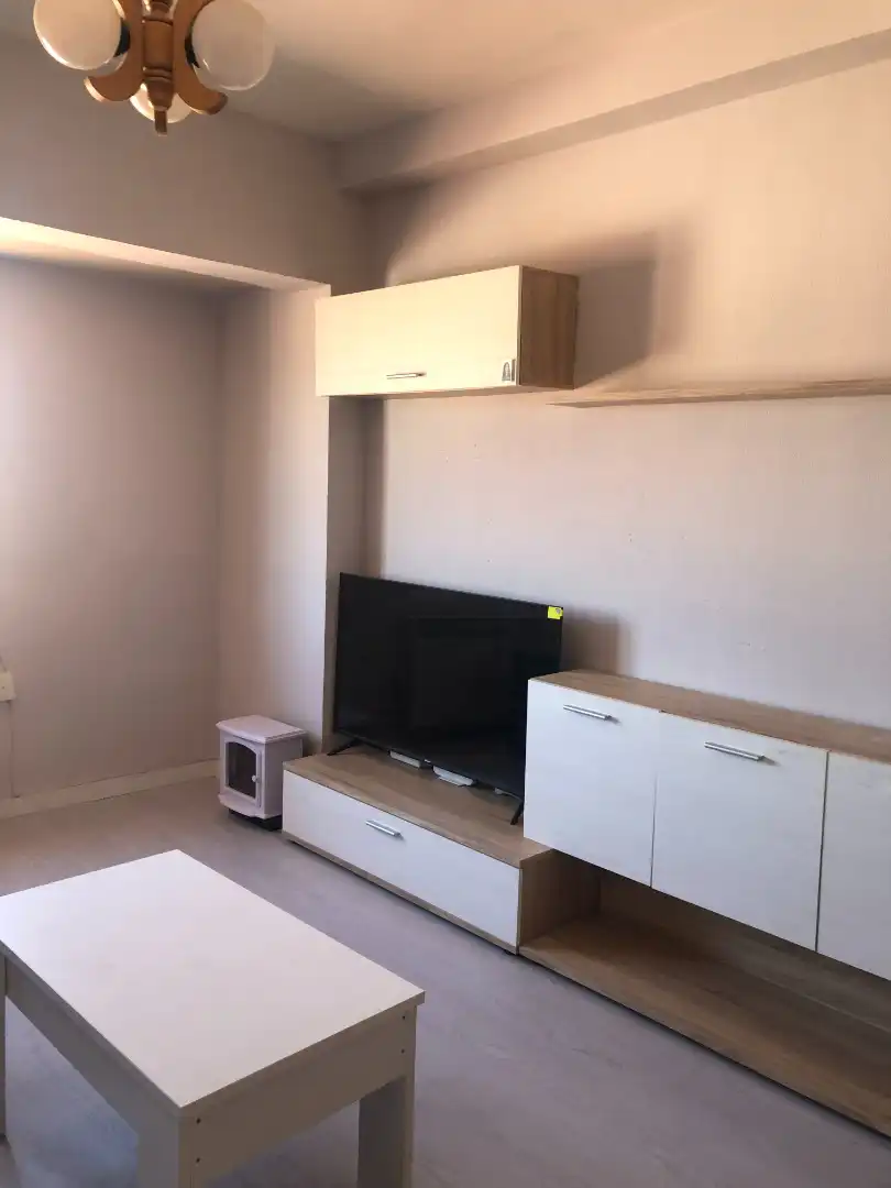 Piso con terraza en venta en Calle Basilio Miranda, imagen 8