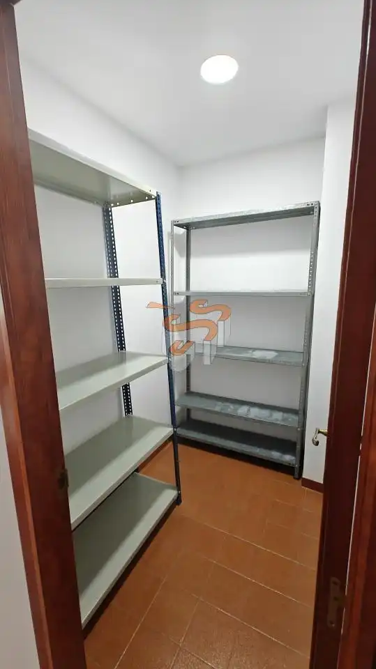 Piso en venta en Ferrol con Calefacción, Parquet y Trastero