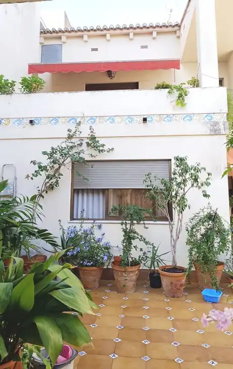 Terraced house with terrace for sale in Carrer Mestre Salvador Ferrandis, imagen 3
