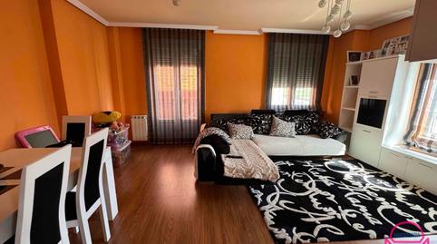 Photo 3 of Single-family semi-detached for sale in Antonio Merayo, Trobajo del Camino, León