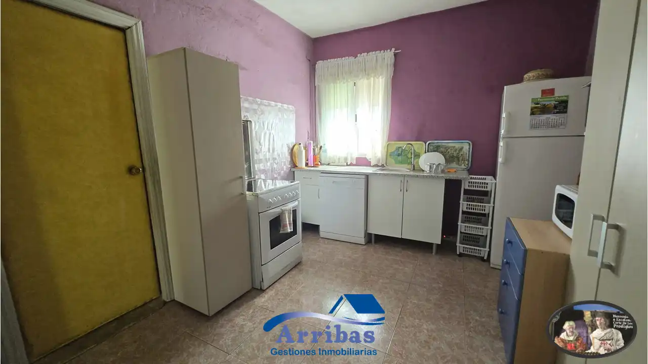 Kitchen of Houses for sale in Escalona  with Heating, Private garden and Terrace