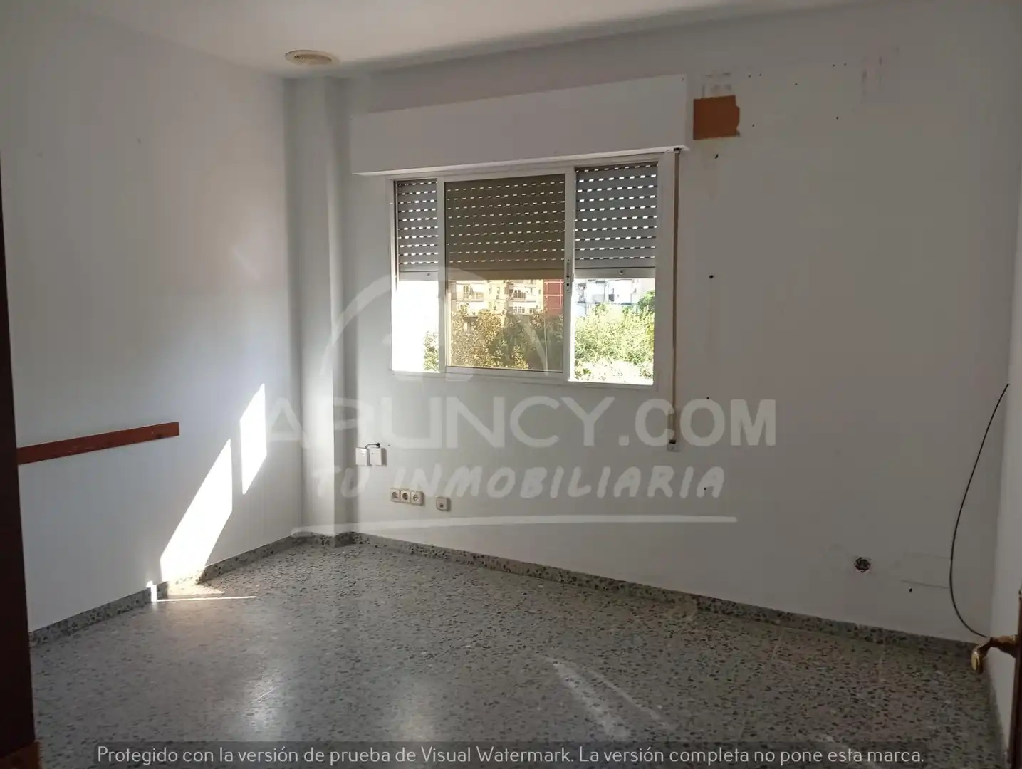 Habitación de Oficina de alquiler en Alcalá de Guadaira con Aire acondicionado