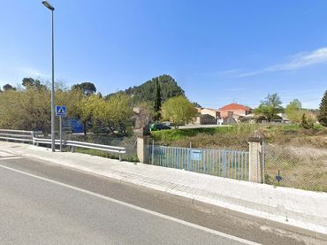 Terrenys i solars en venda a CL MANRESA 
 SANT VICENÇ DE CASTELLET (BARCELONA)
