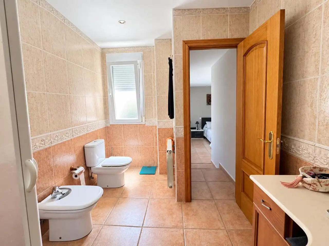 Bany de Casa o xalet en venda en Galapagar amb Aire condicionat, Calefacció i Jardí privat
