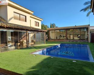 Swimming pool of House or chalet to rent in Alcalá de Guadaira  with Air Conditioner and Swimming Pool