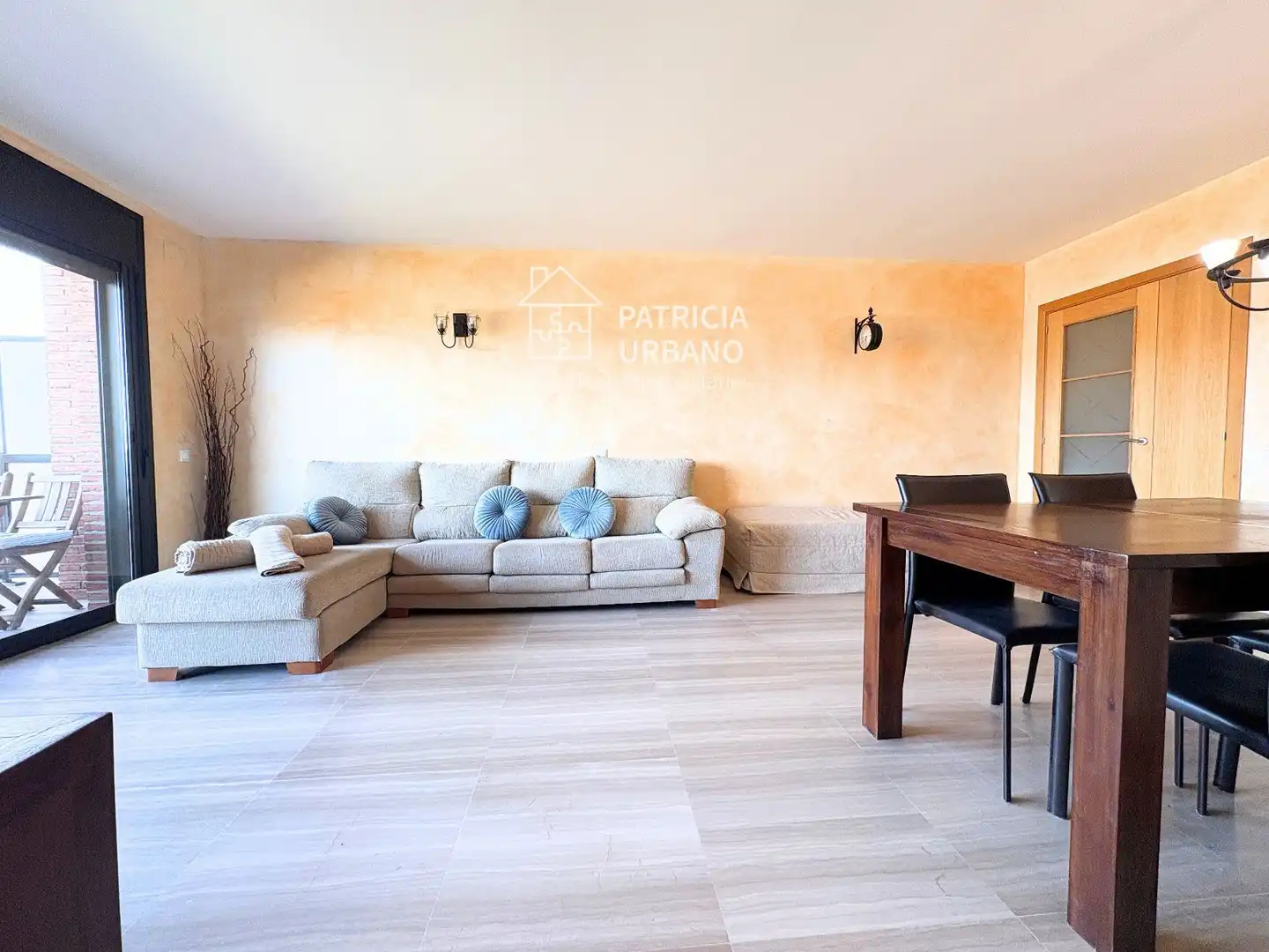 Sala de estar de Apartamento de alquiler en Cambrils con Aire acondicionado, Calefacción y Parquet