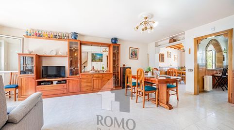 Foto 5 de Casa adosada en venta en Passatge Antonio Machado, Santa Perpètua de Mogoda, Barcelona