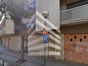 Local comercial en venda a calle Margarida Xirgu