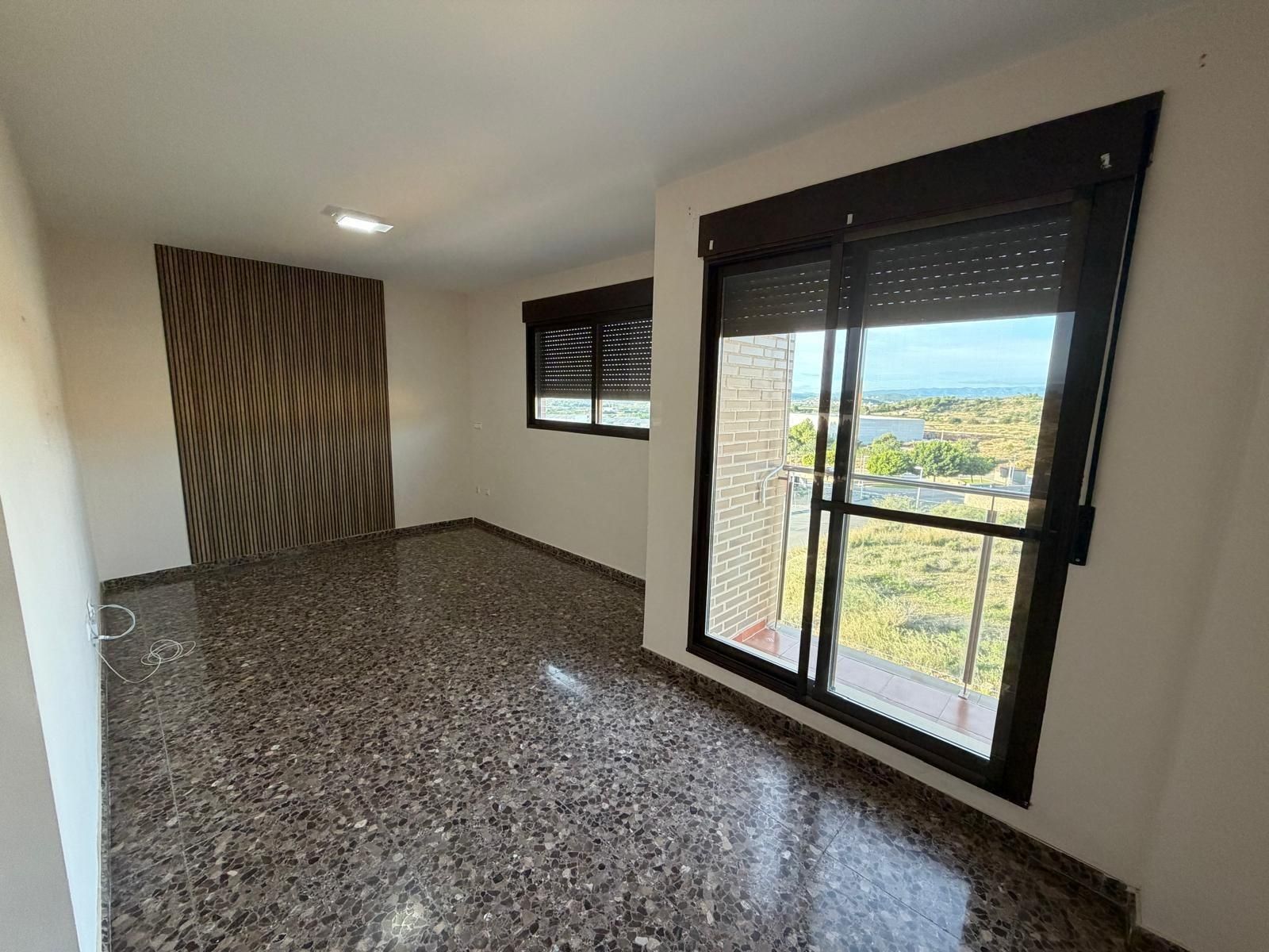 Habitación de Piso de alquiler en Benaguasil con Aire acondicionado y Balcón