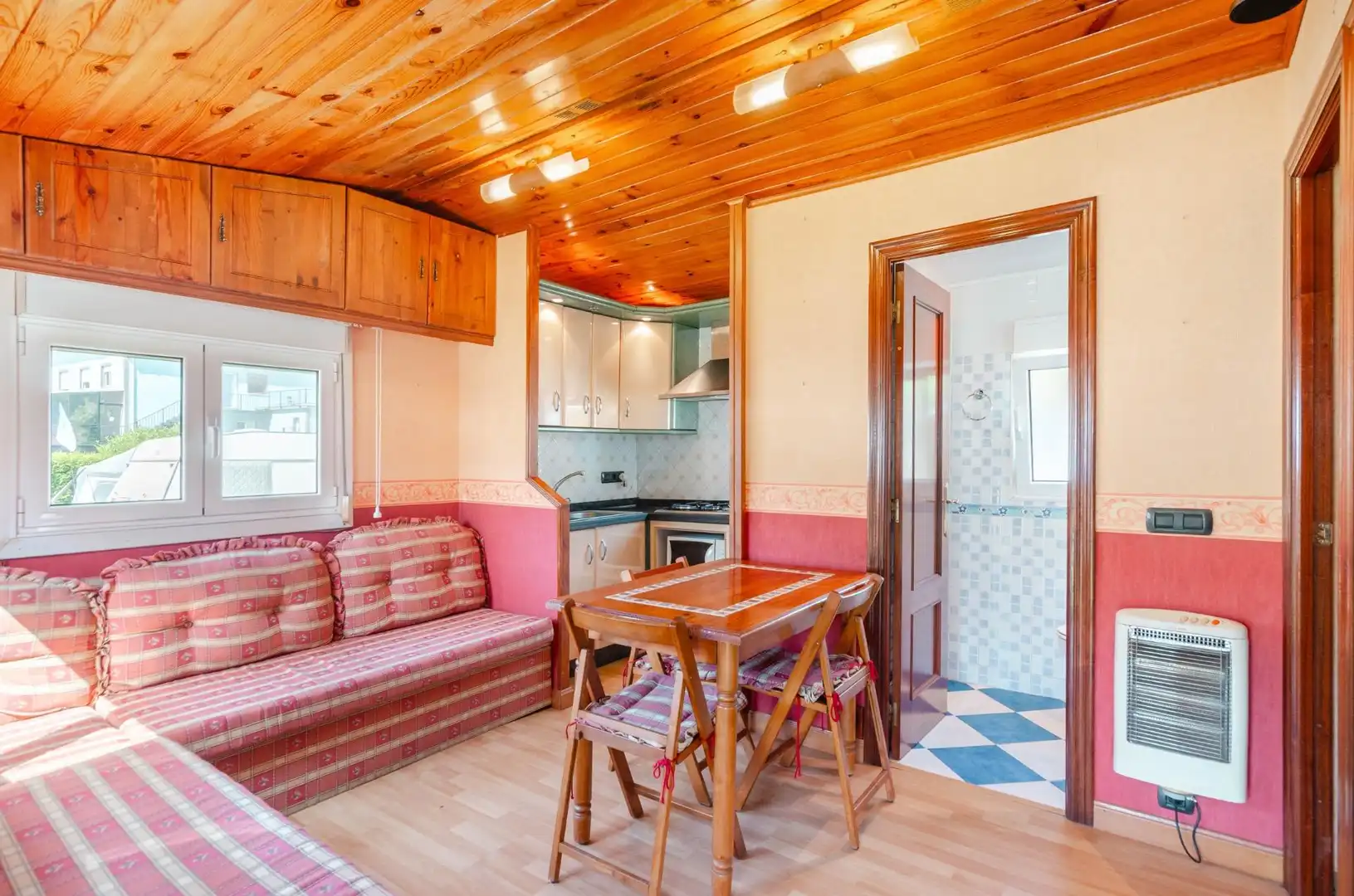 Kitchen of Houses for sale in Cudillero  with Private garden, Terrace and Furnished