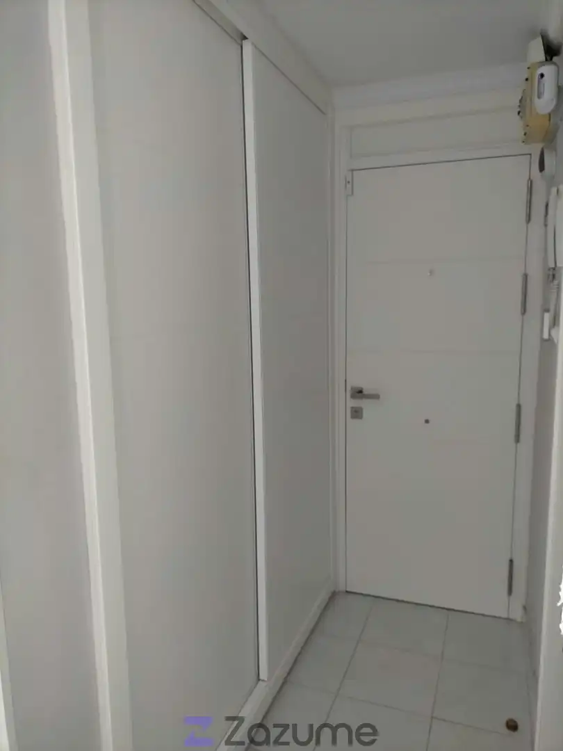 Piso de alquiler en C. Tres Banderas, Puerto de Estepona