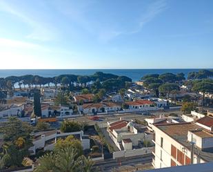 Exterior view of Flat for sale in Cambrils  with Air Conditioner, Heating and Terrace