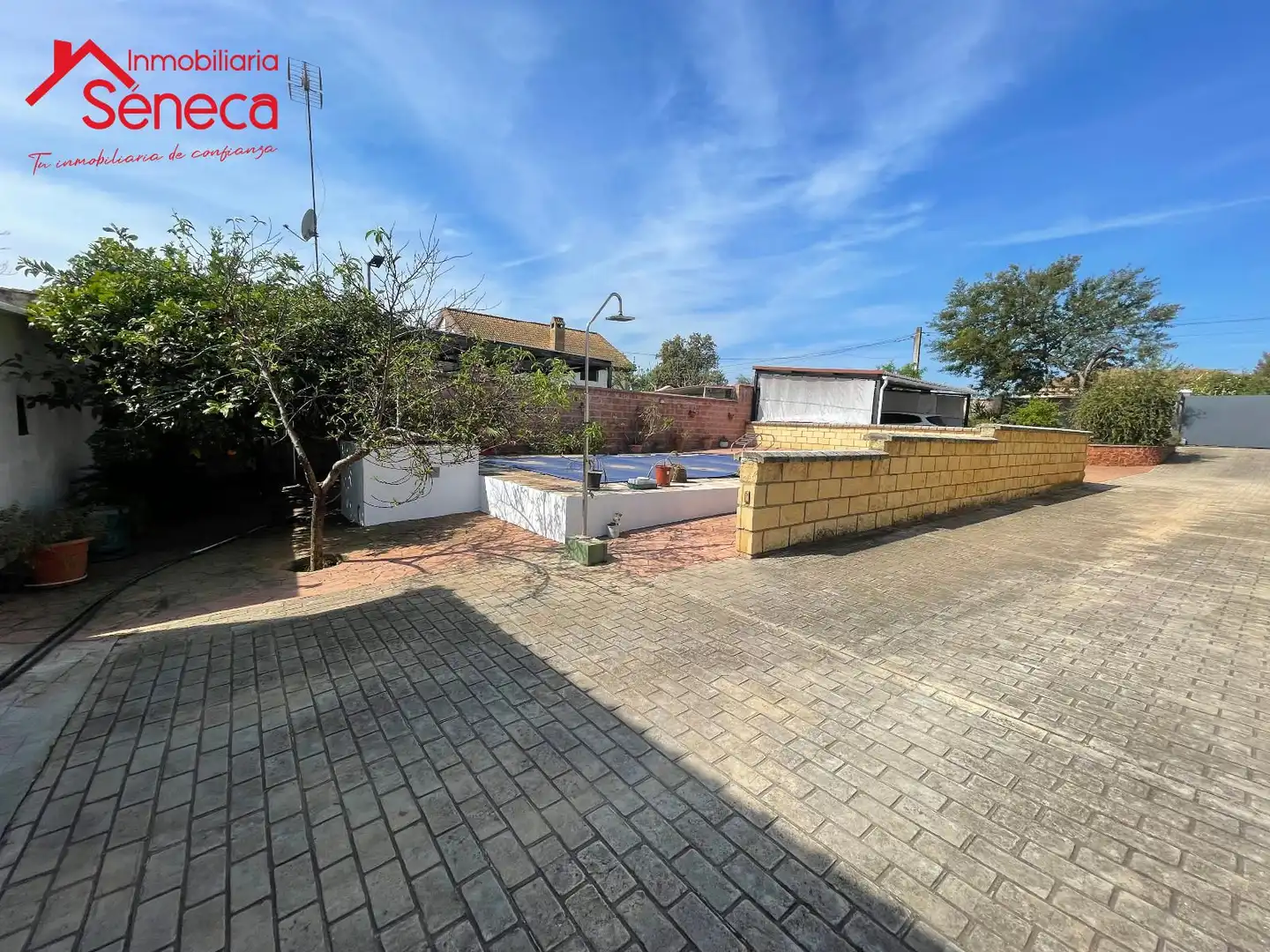 Exterior view of Houses for sale in Córdoba  with Air Conditioner, Heating and Terrace