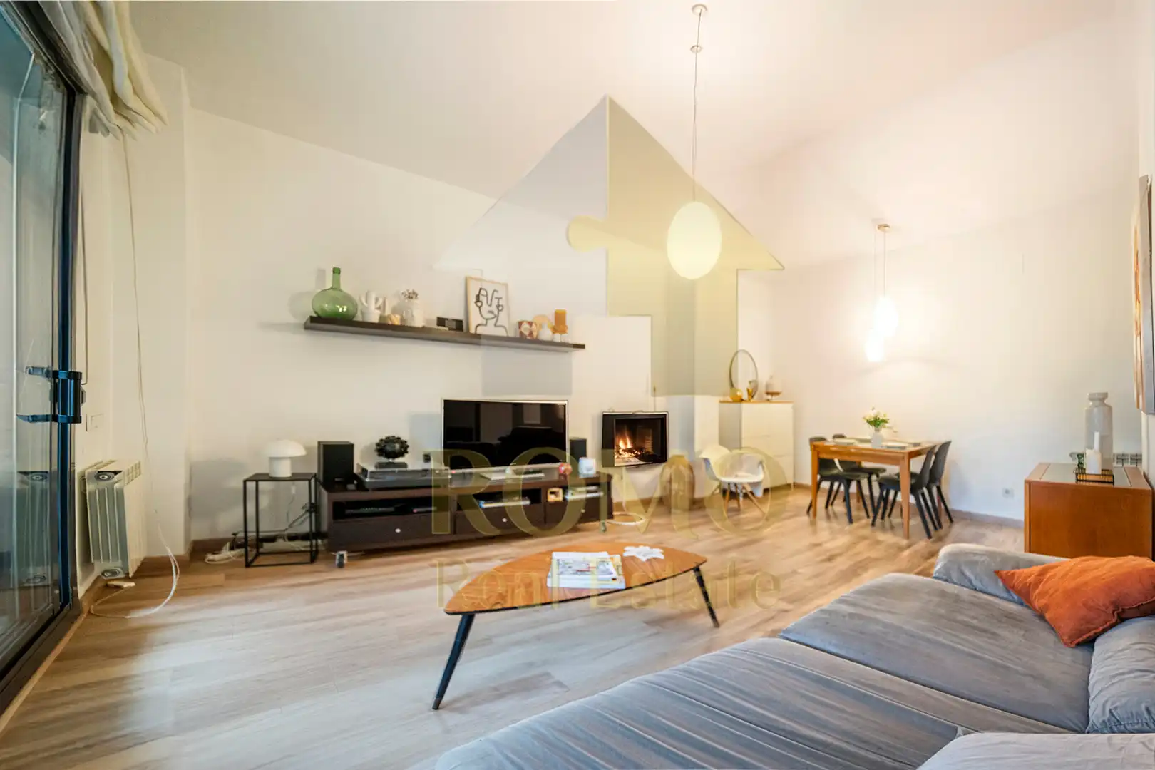Sala de estar de Planta baja en venta en Polinyà con Aire acondicionado, Calefacción y Parquet