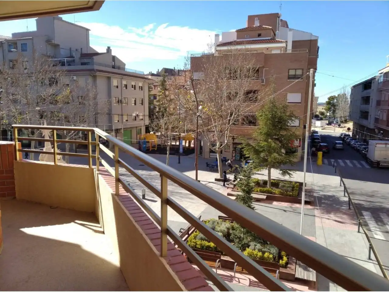 Pis amb terrassa en venda a Plaza REYES MAGOS