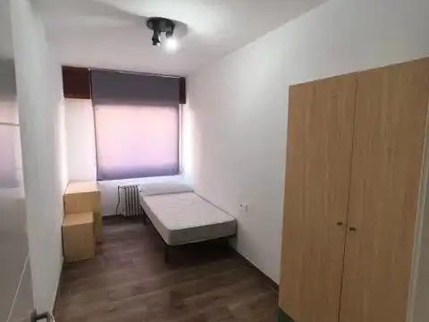 Schlafzimmer von Wohnung zur Miete in Granada mit Klimaanlage, Heizung und Möbliert