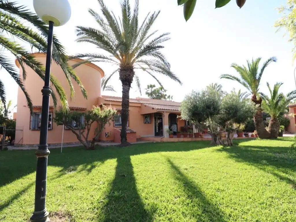 Casa amb jardí en venda a Zona Carrefour - Urbanizaciones, imagen 30