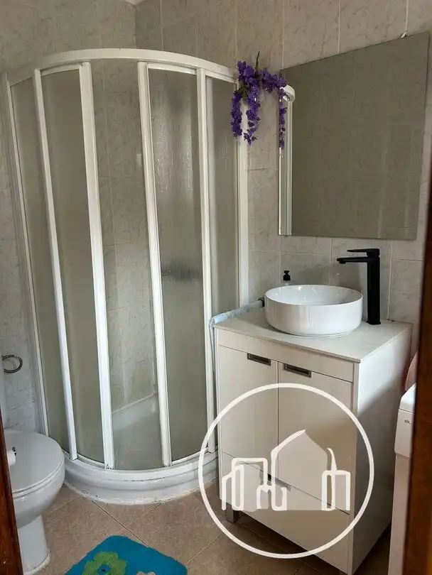 Baño de Casa o chalet en venta en Arija con Calefacción y Jardín privado