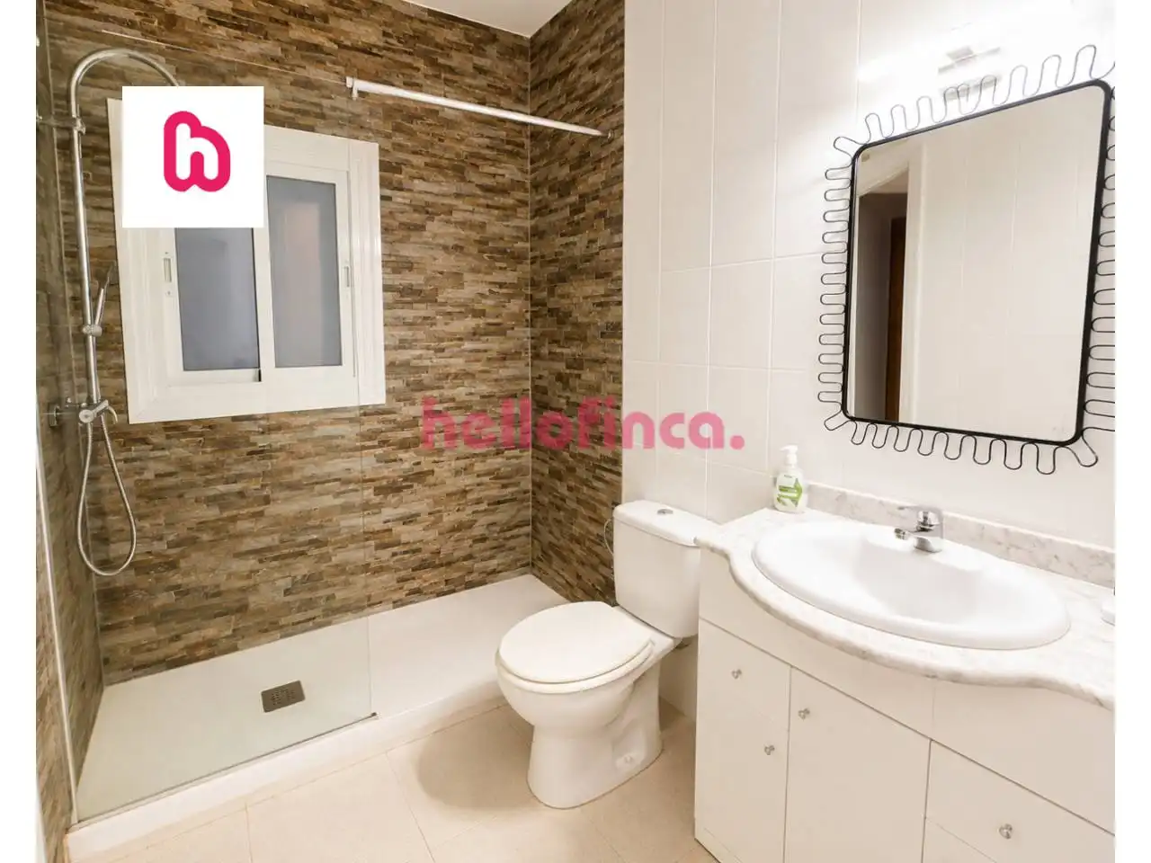 Baño de Piso en venta en Sant Pere de Ribes con Aire acondicionado, Terraza y Trastero