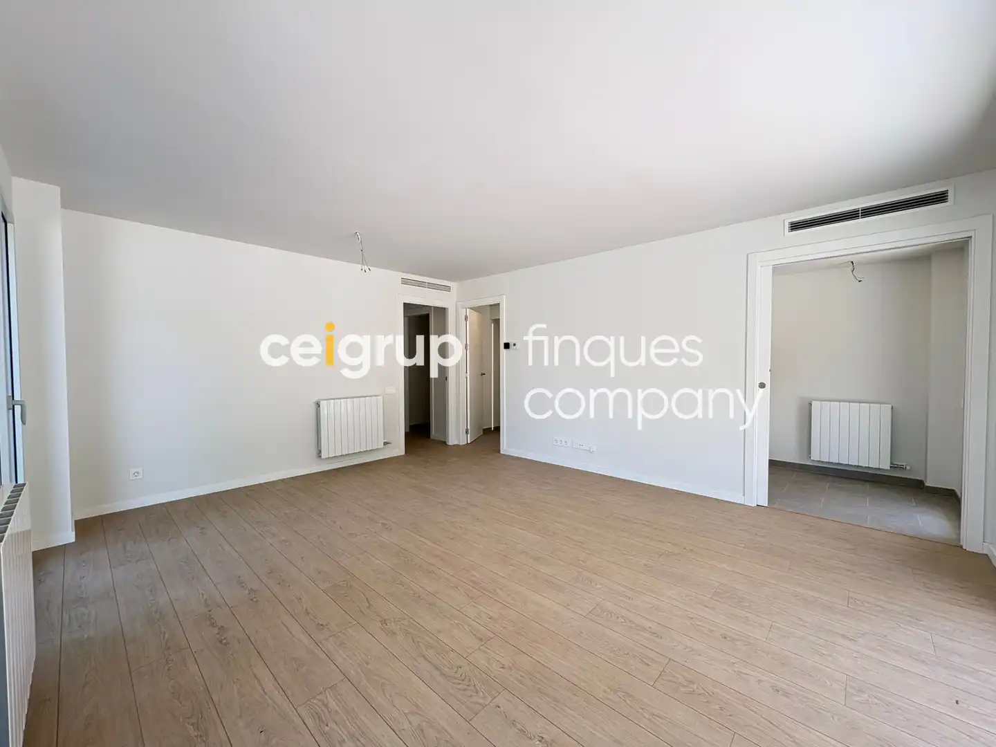Planta baja en venta en Carrer de Roberto Bolaño Ávalos, Domeny