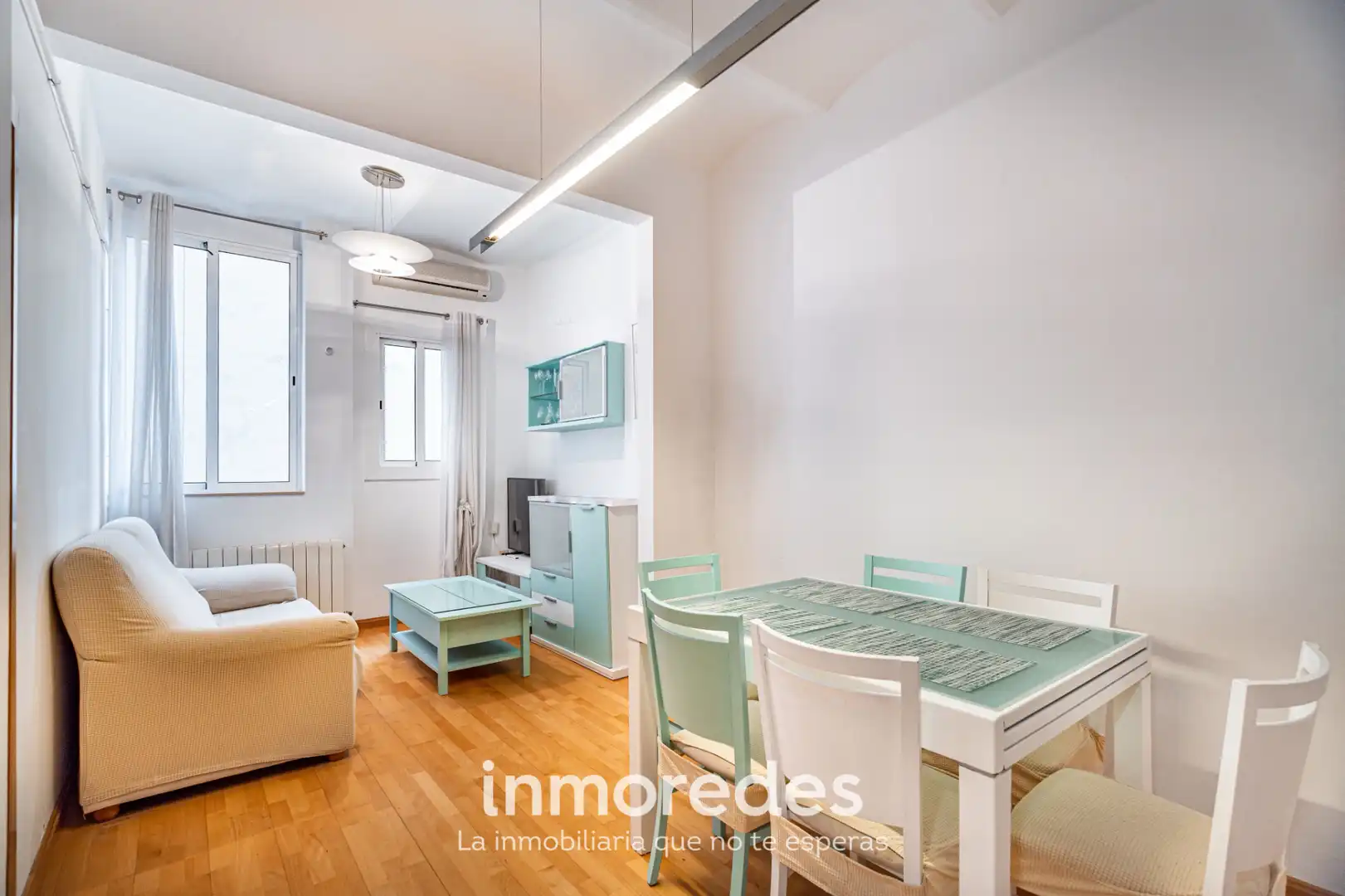 Vista exterior de Piso en venta en Barcelona con Aire acondicionado, Calefacción y Parquet