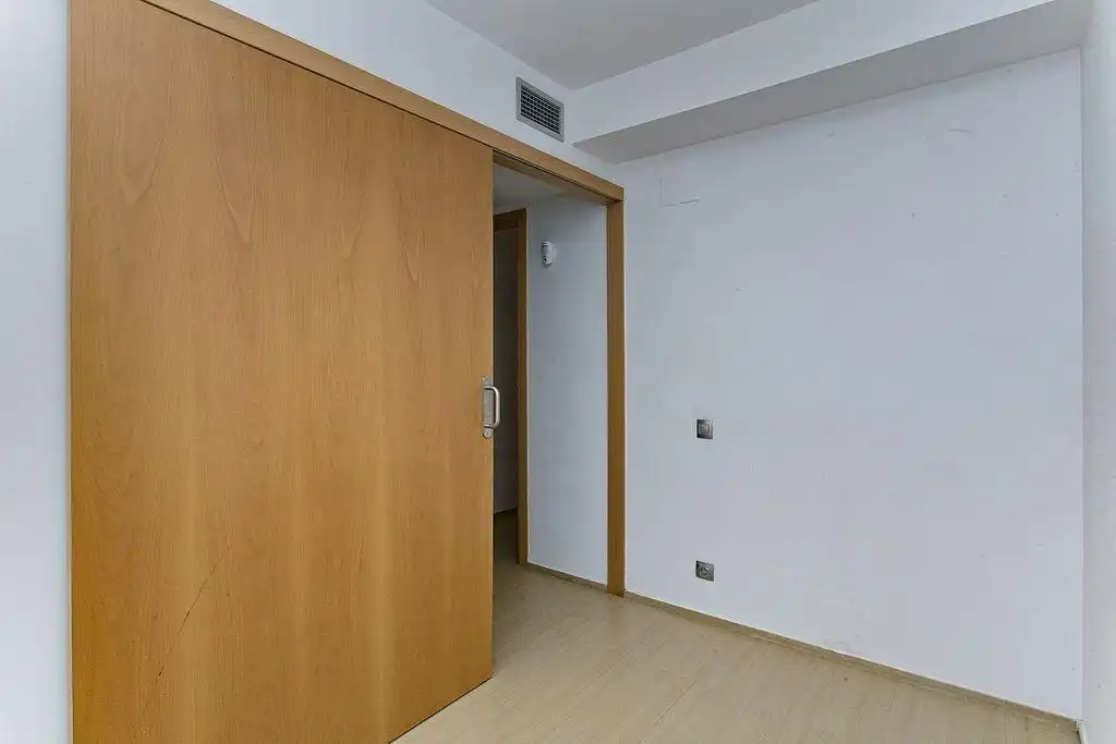 Dormitori de Pis en venda en Sant Pere de Ribes amb Parquet i Terrassa