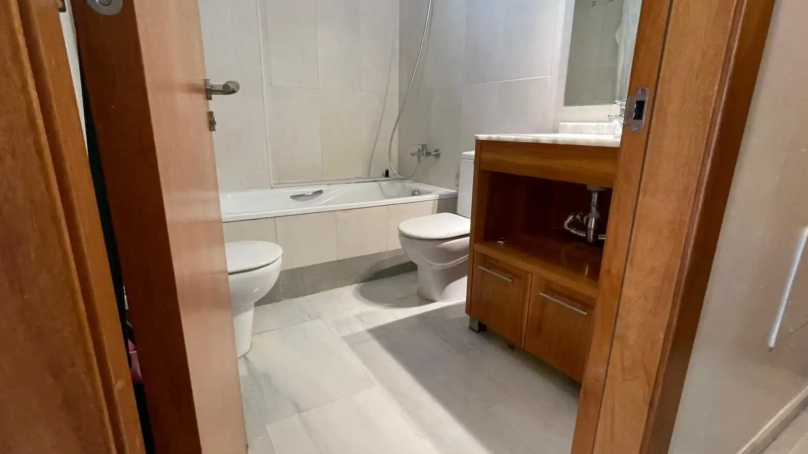 Bany de Apartament de lloguer en Villajoyosa / La Vila Joiosa amb Aire condicionat, Moblat i Balcó