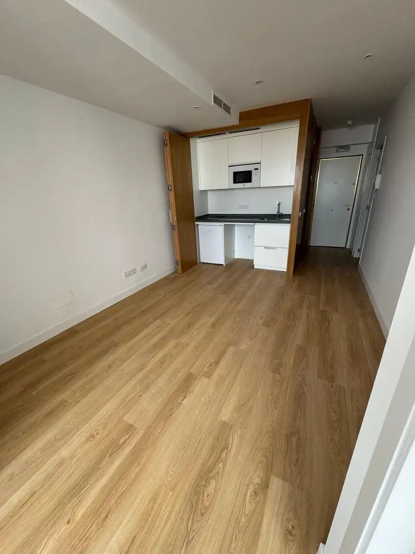 Piso con ascensor en venta en Calle ARTISTAS, imagen 6