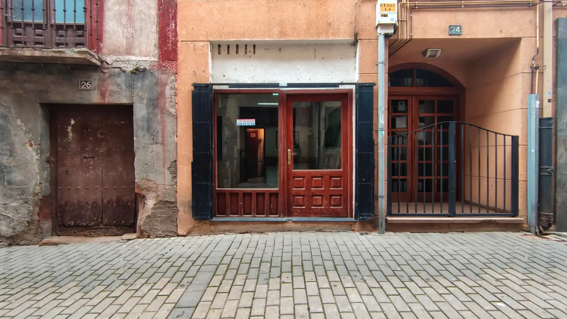 Außenansicht von Büro zur Miete in Ezcaray
