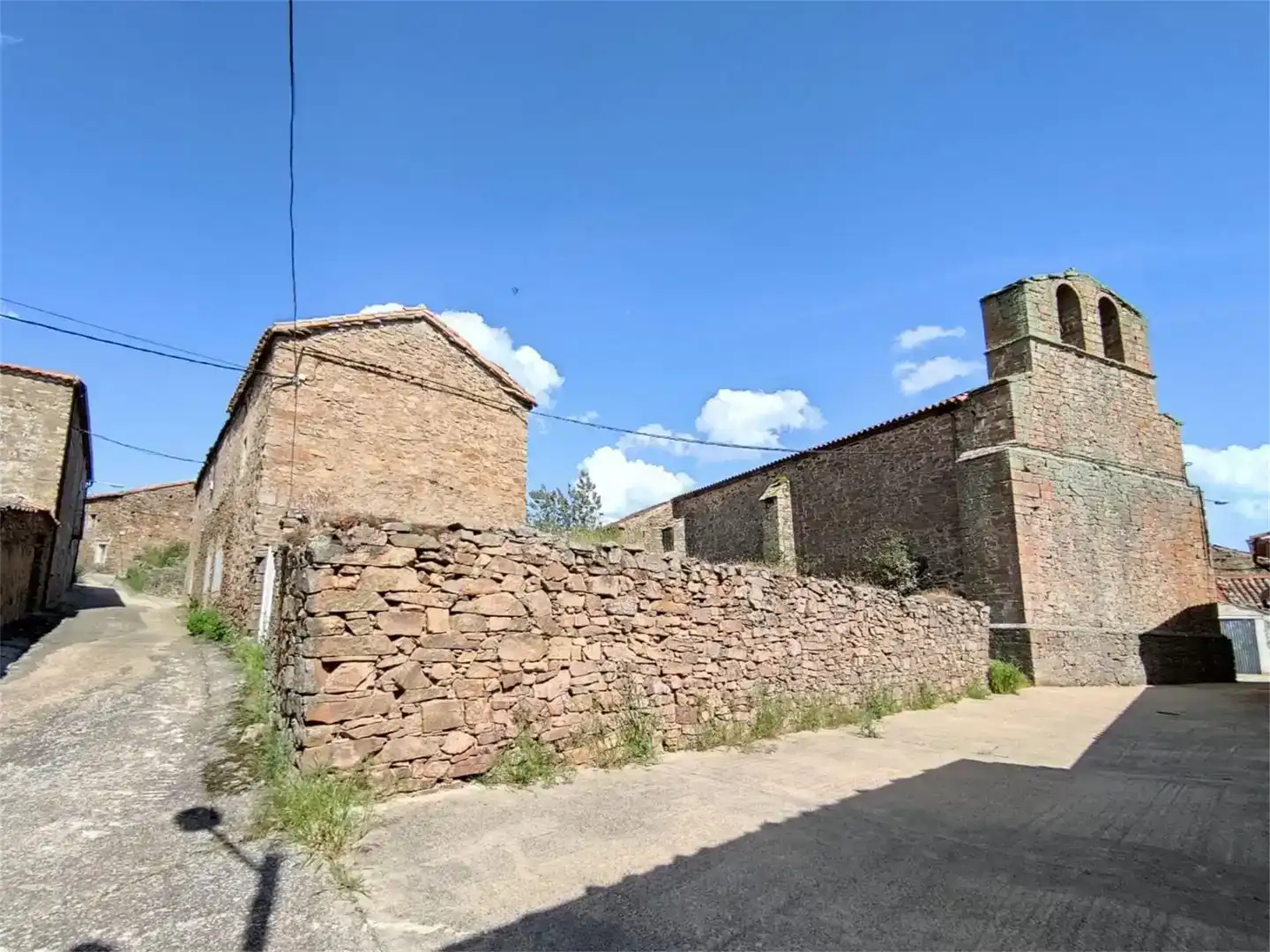 Vista exterior de Finca rústica en venda en Magaña amb Jardí privat