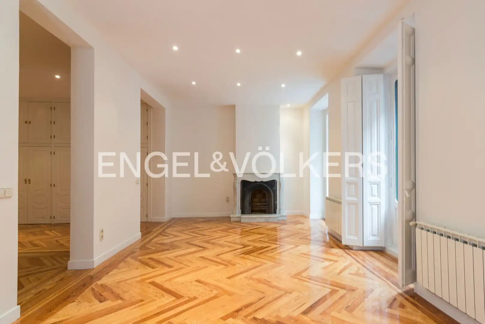 Wohnzimmer von Wohnung zur Miete in Madrid mit Klimaanlage, Heizung und Parkett