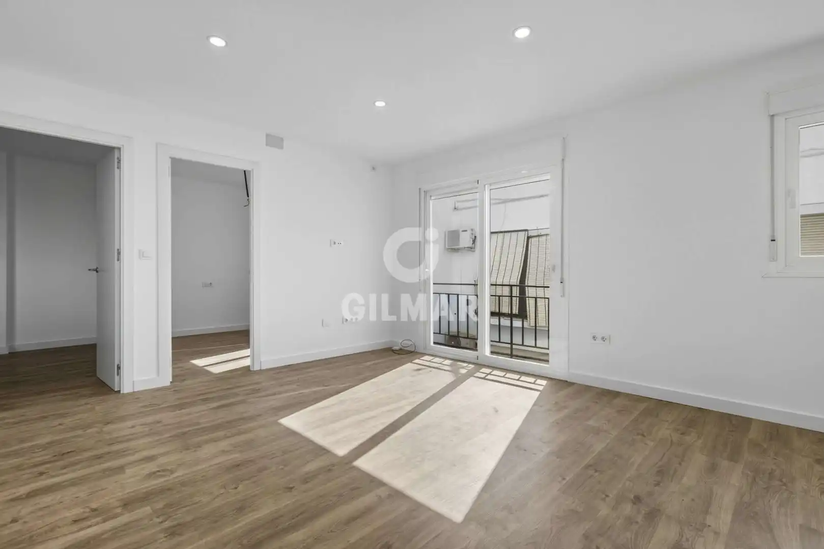 Bedroom of Flat for sale in Sevilla