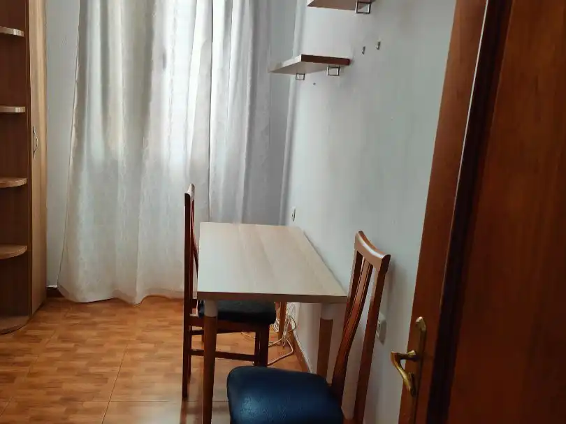 Flat to rent in Avenida Alcalde Antonio Rosas 15, imagen 6