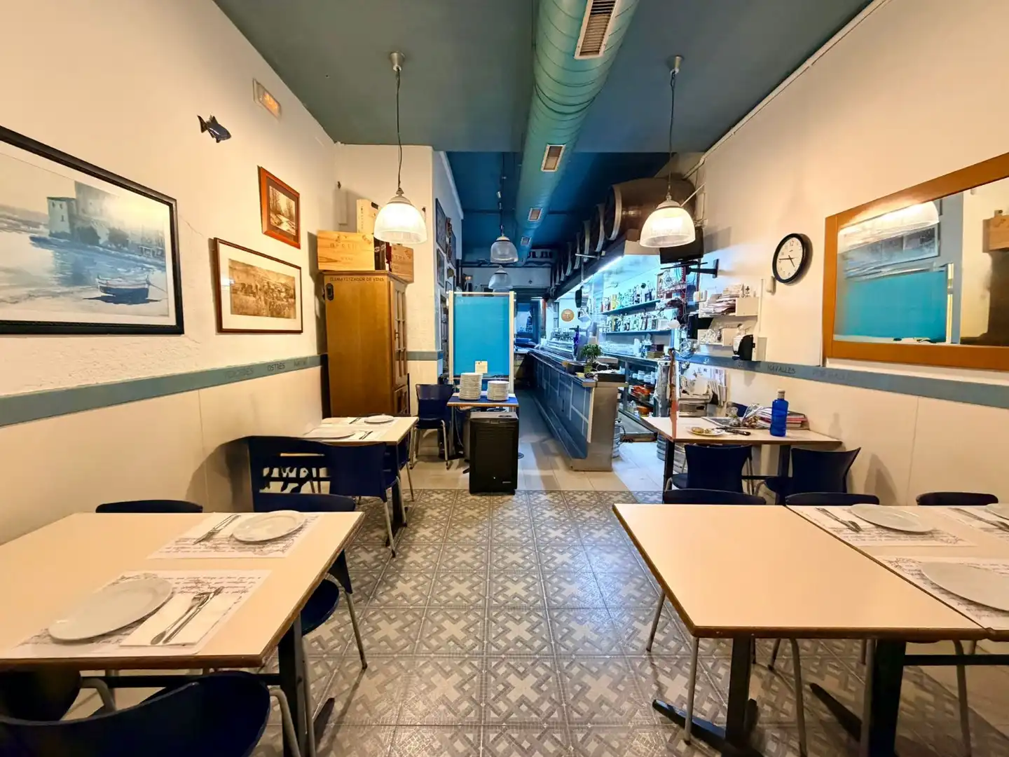 Business premises for transfer in Sants - Montjuïc, imagen 4