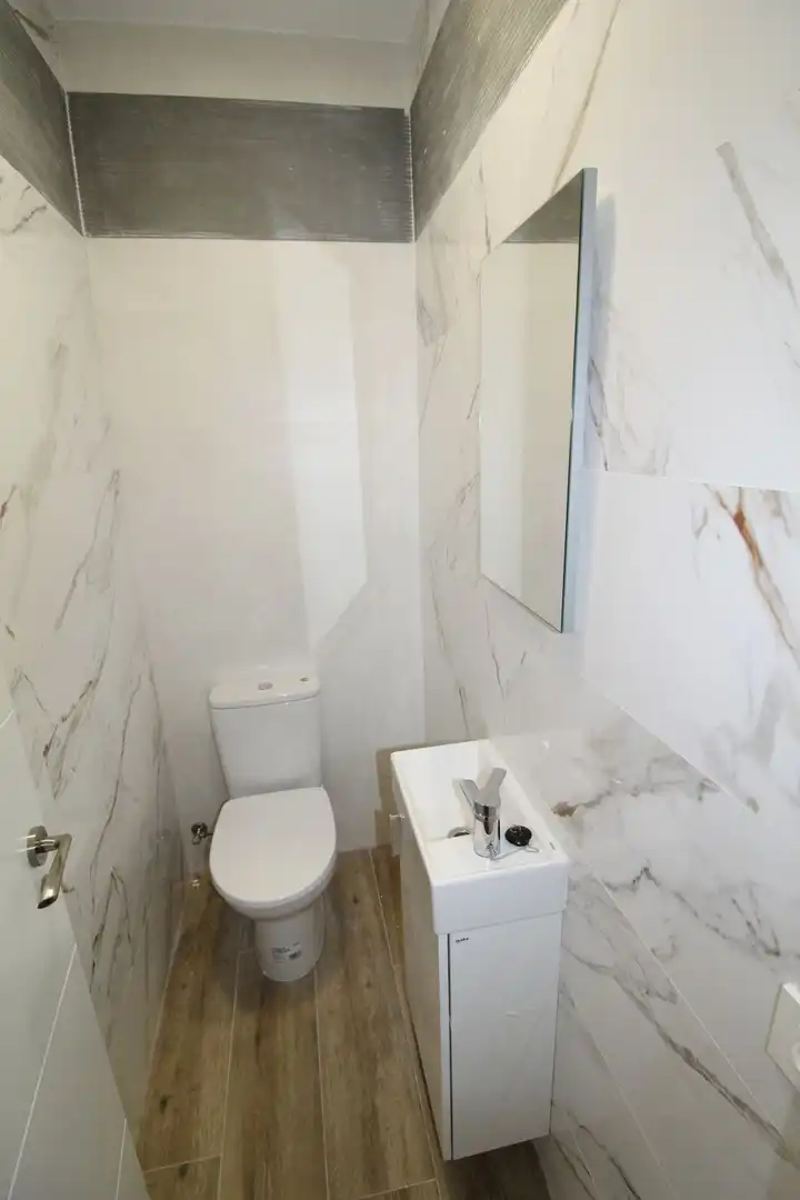 Bathroom of Flat for sale in Ciudad Real  with Air Conditioner, Heating and Terrace